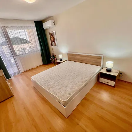 Sea View Terrace Spacious 1br Quiet Area